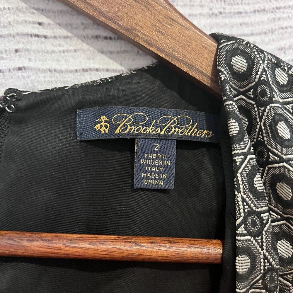 Brooks Brothers Sheath Dress Black Silver Geometric Star Jacguard Size 2 Office - Picture 8 of 11